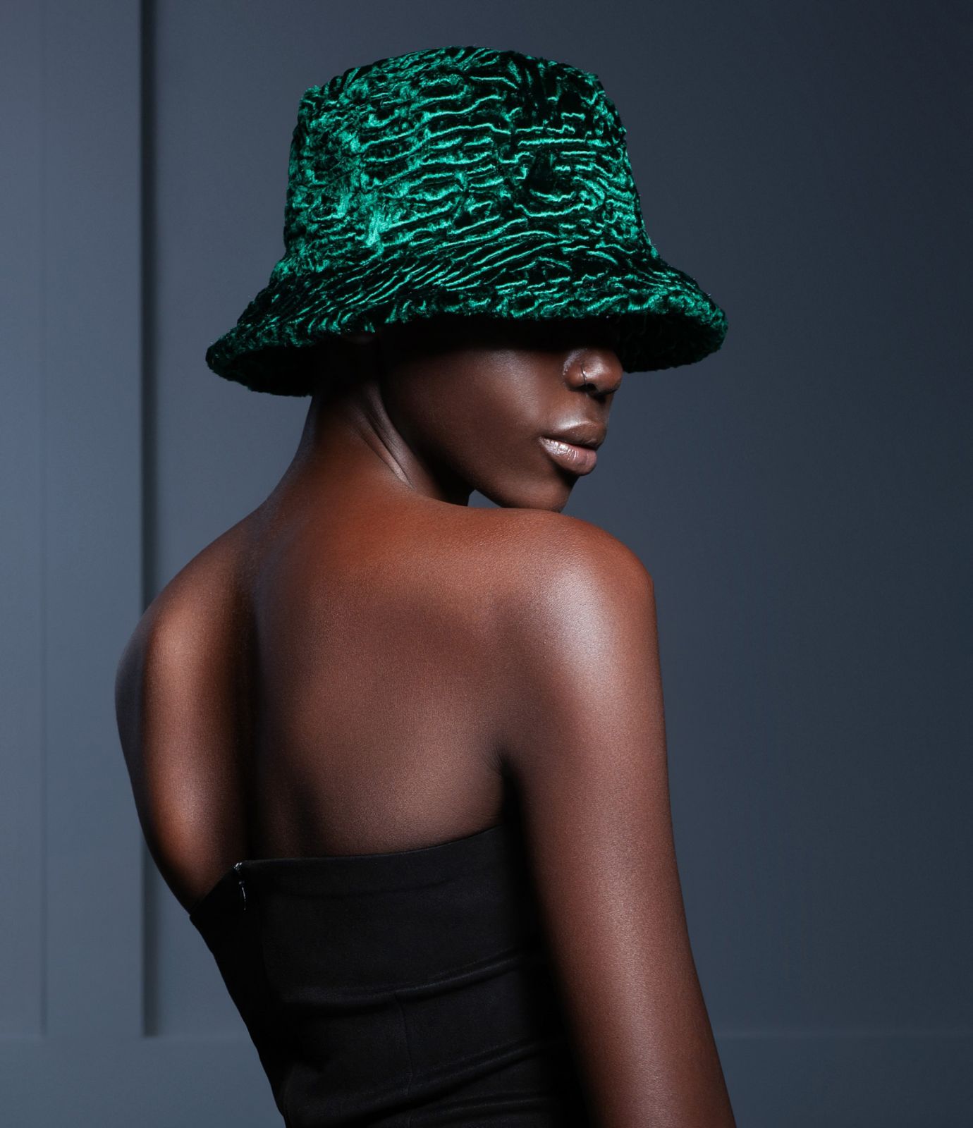 Photo #1 - Bucket hat astrakhan emerald