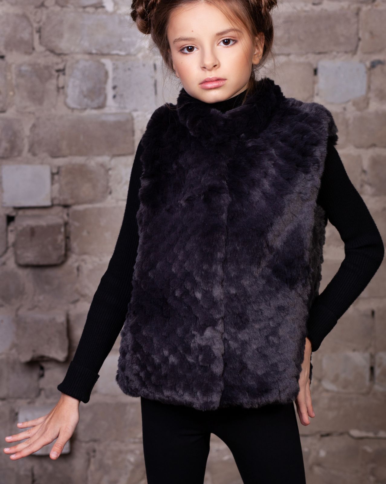 Photo #3 - Kids vest eco fur Tissavel - chinchilla knitted graphite