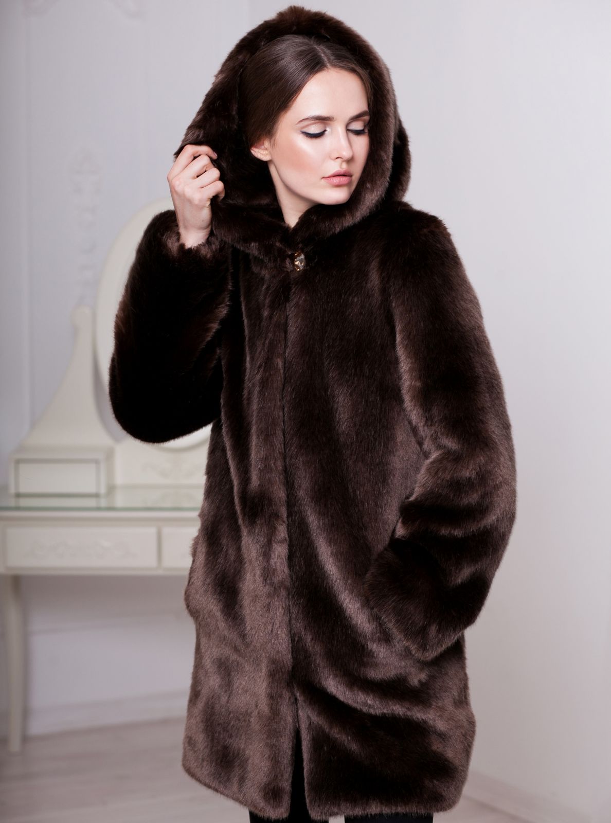 Photo #1 - Coat eco fur Tissavel - sable chocolate